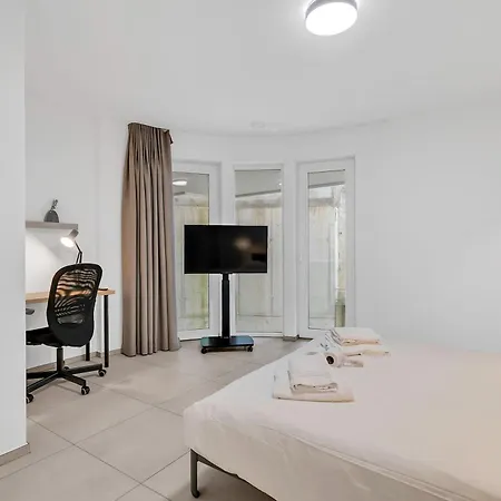 2br 2bath Near Kirchberg And Airport *